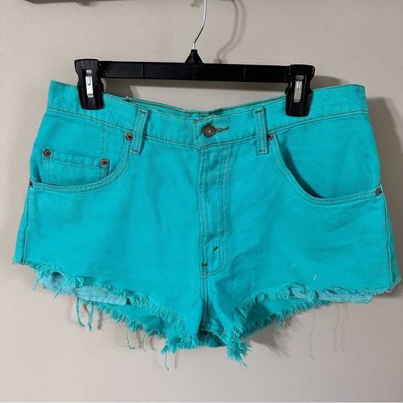 LEVI’S Vintage Custom died Cut off High Rise denim Shorts - Picture 9 of 10